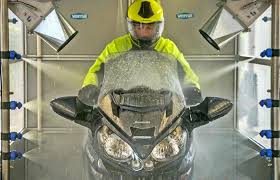 Vestibilità touring, linguette di regolazione, inclusa borsa, approvato en343 prezzo € 80,00. Classifica Dei Migliori Antipioggia Da Moto Opinioni E Prezzi Bikers News