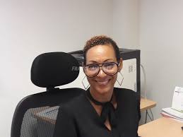 Vous pouvez solliciter un avocat à chaque étape de la procédure, dès que. Pascale Larcher Directrice De L Agence Pole Emploi De Sainte Marie Rencontrer Des Employeurs Et Se Positionner Abonnement