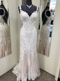 The passion project of renowned fashion designer at essense of australia, martine harris, stella york is a collection that stands at the crossroads of dramatic elegance and australian. Limited Time Deals Stella York 6506 Off 79 Nalan Com Sg