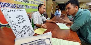 Oleh karena itu, kamu harus menyenangkan fakir miskin dan anak. Bacaan Niat Zakat Fitrah Ketahui Arti Dan Ketentuannya Menurut Hukum Islam Merdeka Com