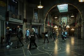 Venitul total al familiei regale se ridică la 814 mii de euro pe an. Exclusiv In Culisele Serialului La Casa De Papel Cum AratÄƒ Platourile Din Madrid Tvmania Ro