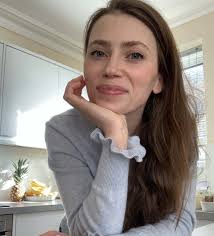 Lauren Murrell's Instagram, Twitter & Facebook