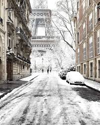Location canon à neige pour un centre commercial leclerc ( animation marché de noël ). Aris In Snow Parisinfourmonths Paris Sous La Neige Francefr Paris France Francia F Paris Snow Cool Places To Visit France Photos