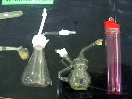 Basikal mengandungi terutamanya aloi aluminium dan keluli, dan paling sedikit. Syabu Aadk Sandakan