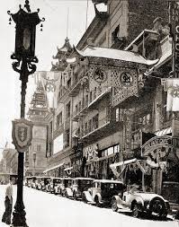 1940 Chinatown Looking South On Grant Avenue From Sacramento Street San Francisco Earthquake Chinatown San Francisco San Francisco Bay Area
