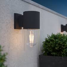 Solar outdoor wall sconce lights. Salcombe Solar Outdoor Wall Light Lights4fun Co Uk