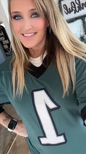 Less than an hour away from GAME TIME!!! 🦅LETS GO BIRDS!!🦅