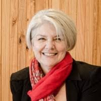 Jeanette Marlow's Instagram, Twitter & Facebook