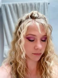 Alix Field's Instagram, Twitter & Facebook