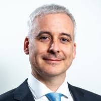 Dennis Hain's Instagram, Twitter & Facebook