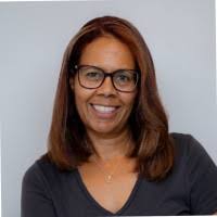 10+ "Suzanne Coates" profiles