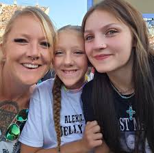 Will giving CDT vaccination to goats that may have already been vaccinated  hurt them?