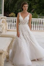 If you are wanting a simple and elegant wedding dress, then take a look at this ball gown. Eve Of Milady Spring 2016 Wedding Dresses Wedding Inspirasi Wedding Dresses Lace Wedding Dresses A Line Wedding Dress