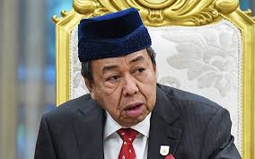 Akhirnya, mantan ratu kecantikan asal rusia ini mengunggah. Selangor Sultan Makes Way For Frontliners Free Malaysia Today Fmt