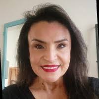 Elia Martinez's Instagram, Twitter & Facebook