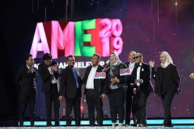Maybe you would like to learn more about one of these? Meletop On Twitter Tahniah Sepahtu Reunion Live Al Puasa Pemenang Program Meletop Ame2019 Angkattangan Yanglegityanglegend Jep Nadzri Https T Co 2z0a5ylrn5