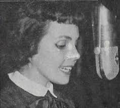 Started off singing in CHS, now I have over 5K views online! 😱😊