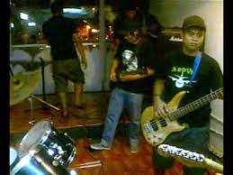 Cik ain akak polis cantik nyanyi lagu tinggi tinggi gunung kinabalu mp3 duration 3:14 size 7.40 mb / mr zoro aniki 16. Tinggi Tinggi Gunung Kinabalu Cover Chords Chordify