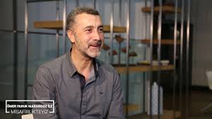 Kral fm, radyo dinlemek için geçmişte büyük radyo kutuları kullanılırken gelişen teknoloji ile radyolar küçük tasarımlar sahip olmuş internetin her. Kral Fm De Misafirlikteyiz Afrikali Ali Radyo Programcisi Youtube