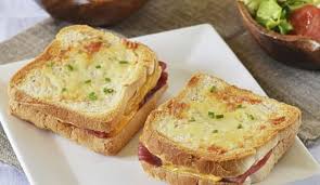 Croque Monsieur Au Saumon Leger Ww Plat Et Recette En 2020 Croque Monsieur Recettes De Cuisine Recette