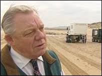 Geoffrey Minter's Instagram, Twitter & Facebook