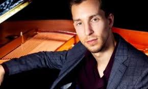 Round Midnight Solo Piano With Thomas Linger