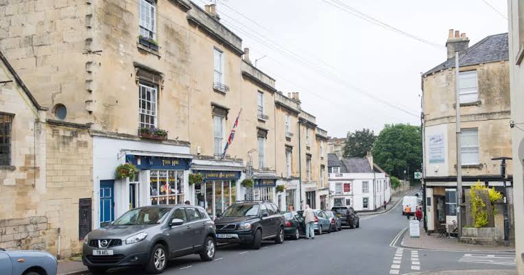 Lush' Bath suburb named as one of the best places in the UK to raise a  family | Somerset Live