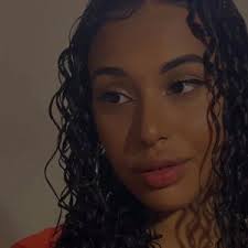 Natasha Ester (@natasha_gaiarin)