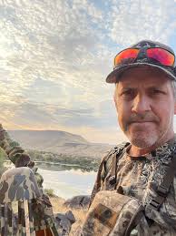 going after deer and hogs this weekend. yall save some spoonies for me!