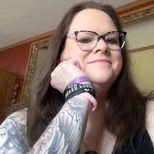 I'm not old. I woke up I lifted my arms. I moved my knees. I turned my  neck...everything made the same noise: 'CRRRRRRAAAAACCCCCKKKKK!'...I came  to conclusion: I'm not old, I'm crispy! |