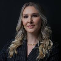 Julia Vigil's Instagram, Twitter & Facebook