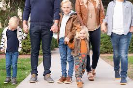 Profile for Lindsay Persons