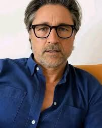 Martin Henderson Fans