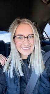 Seint makeup people with Aura highlighter?