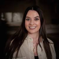 Courtney Roark's Instagram, Twitter & Facebook