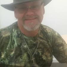 Selena Beard's Instagram, Twitter & Facebook