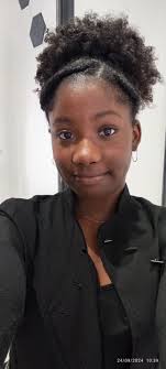 Ethan Gregory : coiffeur à Rouen