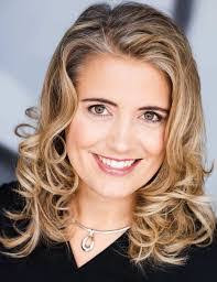 Michelle Woolf's Instagram, Twitter & Facebook