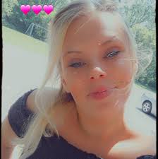 Hi everyone! I'm looking for recommendations for a dentist who accepts  Medicaid and can perform treatments like crowns and root canals. Any  suggestions would be greatly appreciated. Thanks in advance!