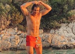 Maybe you would like to learn more about one of these? Survivor Yigit Poyraz Kimdir Kac Yasinda Nereli Boyu Kac Survivor Yigit Poyraz Meslegi Ve Kariyeri