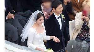 Yuk Intip 12 Foto Selebriti Korea Selatan Yang Hadiri Pernikahan Song Joong Ki Dan Song Hye Kyo Song Hye Kyo Selebriti Korea Foto Selebriti