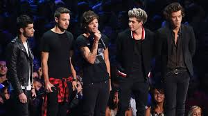 With niall horan, zayn malik, liam payne, harry styles. One Direction Eight Million Votes Prove The Boys Own Song Of The Summer Mtv