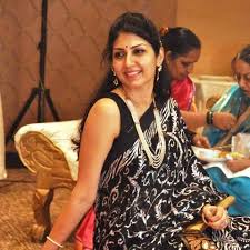 Sonali bendre received many awards for her fantastic overall performance as well as filmfare awards, star screen awards, star screen awards, golden petal awards, indian telly awards, zee rishtey. Sonali Bendre Age Height Husband Family Cancer Biography More Starsunfolded