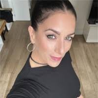 40+ "Elsa Gil" profiles