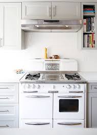 Unexpected Guests Amanda Frederickson Sfgirlbybay Modern Kitchen Stoves Vintage Modern Kitchen Kitchen Inspirations