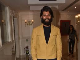 Deverakonda vijay sai (born 9 may 1989) is an indian actor and producer who predominantly works in telugu language films. Vijay Deverakonda Reacts To Parvathy Backlash Bollywood Gulf News