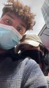 Kdy top t????da opou??t??la plasty a ??la sm??rem ke kovu byla n95 a n. Dixie And Noah Video In 2021 Dixie Famous Couples Celebrities