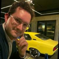 80+ Profile mit dem Suchbegriff „Daniel Stroh“