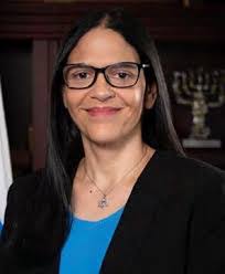 Dasia Thomas's Instagram, Twitter & Facebook