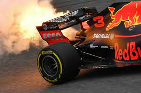 A bookworm is happiest when they're surrounded by books — both old and new. Formel 1 Katar 2021 Stand Power Units Und Motoren